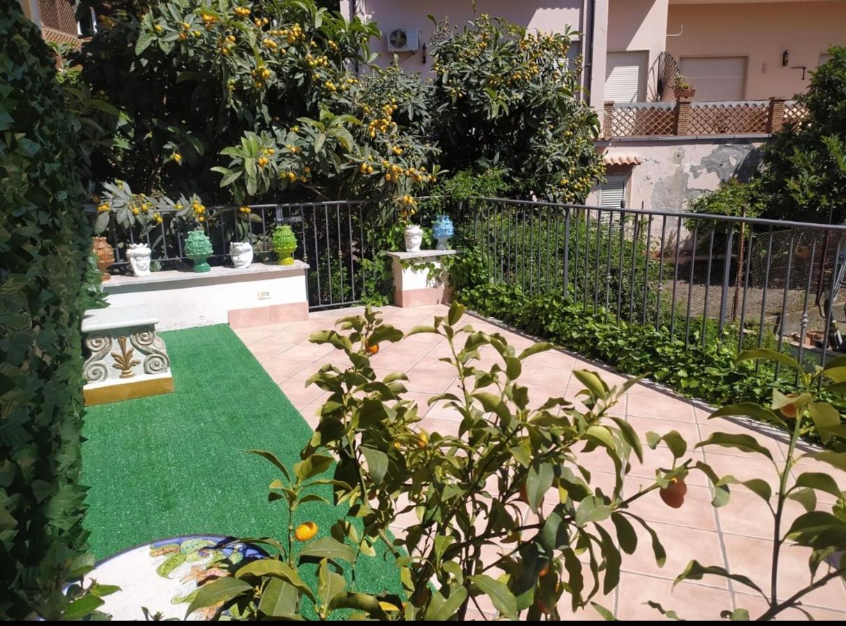 Apartment Marifra Garden Taormina Dış mekan fotoğraf